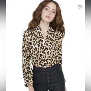 NWOT Alice + Olivia silk leopard print women’s xs button down